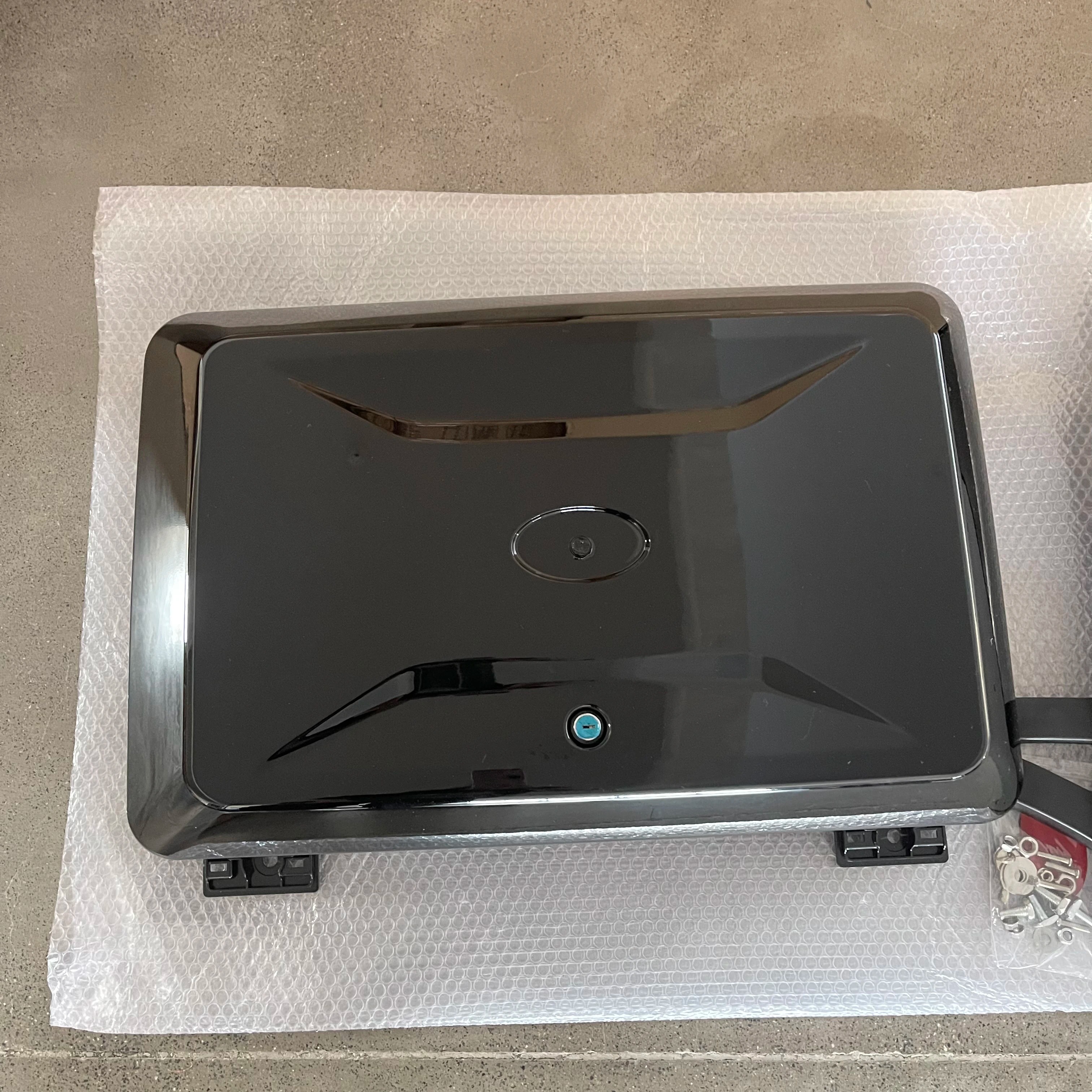 Car Roof Racks Cargo  Defender 90 110  Accessories Roof Luggage Basket Side Ladder